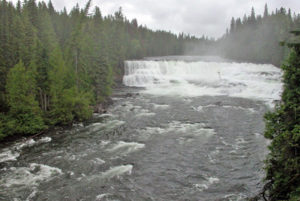 Dawson-falls-Canadá